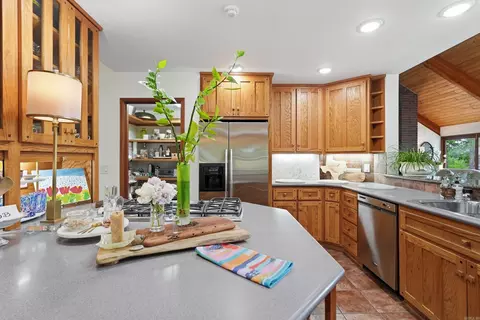 Kitchen - 750 Valhalla, Edgemont, AR 72044 photo 4 of 4