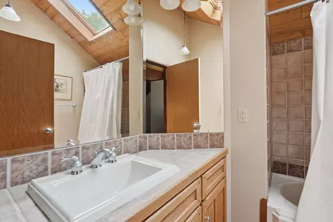 Bath - 750 Valhalla, Edgemont, AR 72044 photo 3 of 4