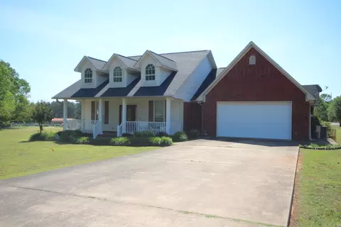 3 Elberta Ave, Nashville, AR 71852