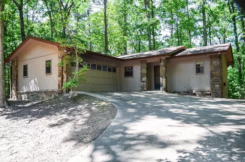 70 Sabiote Way, Hot Springs Village, AR 71909