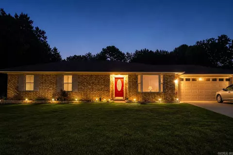 105 Elfen Glen St, Van Buren, AR 72956