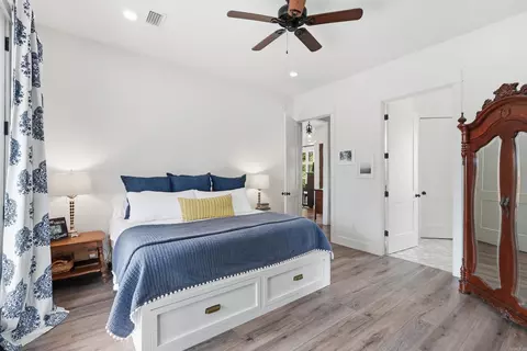 Bedroom - 4885 Edgewood Park, Conway, AR 72034 photo 2 of 5