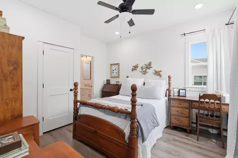 Bedroom - 4885 Edgewood Park, Conway, AR 72034 photo 4 of 5