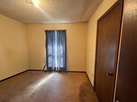 Bedroom - 153 Sara Cir, Ash Flat, AR 72513 photo 1 of 3
