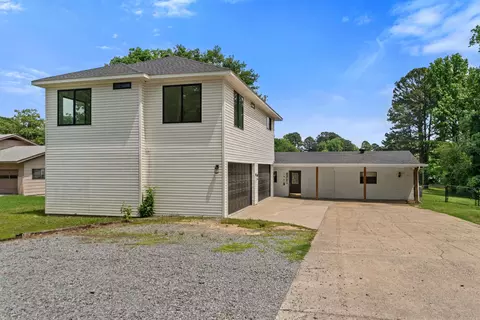 1925 W Lakeview Dr, Benton, AR 72015
