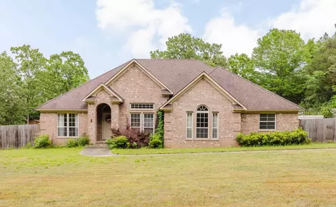 5 Greenbrier Ln, Conway, AR 72032
