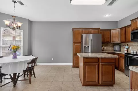 4458 S Aaronfield Cir, Benton, AR 72015 photo 10