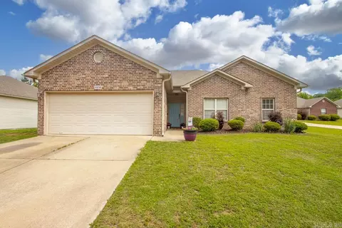 4458 S Aaronfield Cir, Benton, AR 72015