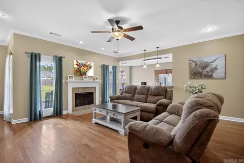 4458 S Aaronfield Cir, Benton, AR 72015 photo 7