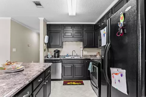 Kitchen - 2910 E Moore Apt 115 Ave #115, Searcy, AR 72143 photo 1 of 3