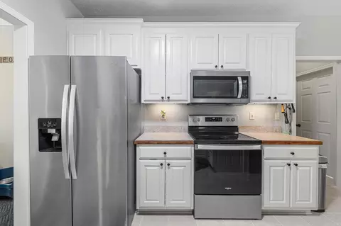 Kitchen - 116 Amy Lane Ln, Beebe, AR 72012 photo 2 of 5