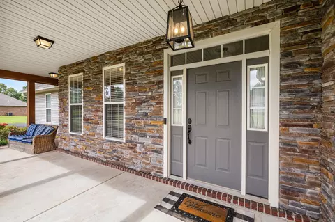 Entry Way - 116 Amy Lane Ln, Beebe, AR 72012 photo 1 of 4