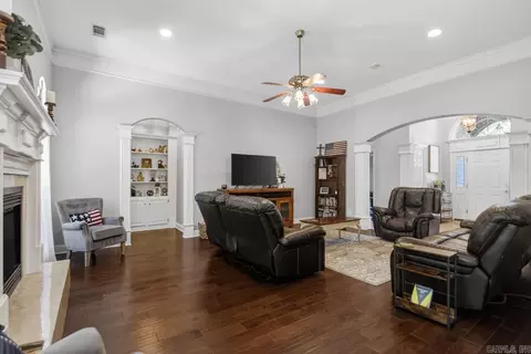 Other - 1425 River Pointe Ct, Benton, AR 72019 photo 6 of 7