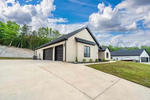 Exterior - 4205 Hampton Dr, Benton, AR 72019 photo 4 of 5