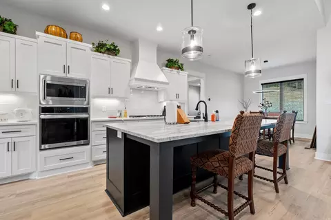 Kitchen - 4205 Hampton Dr, Benton, AR 72019 photo 4 of 4