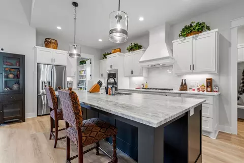 Kitchen - 4205 Hampton Dr, Benton, AR 72019 photo 1 of 4