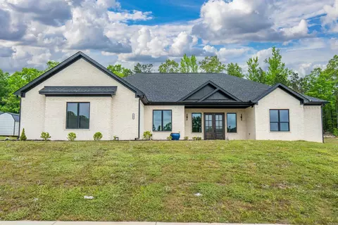 4205 Hampton Dr, Benton, AR 72019