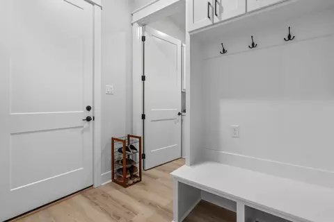 Entry Way - 4205 Hampton Dr, Benton, AR 72019 photo 3 of 3