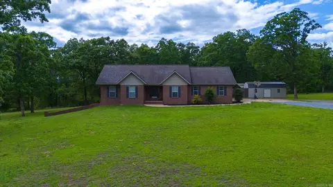 70 England Dr, Batesville, AR 72501