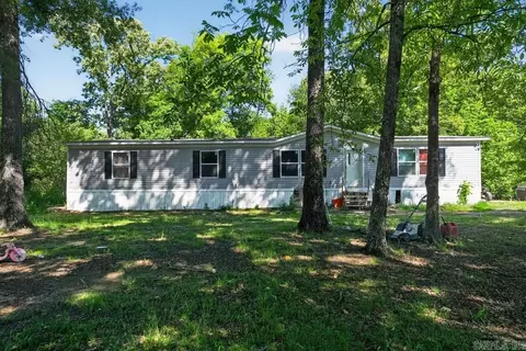 137 Blakemore Rd, El Paso, AR 72045