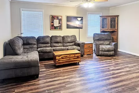 Living - 1550 Leona Dr, Ashdown, AR 71822 photo 1 of 1