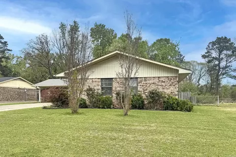 Exterior - 1550 Leona Dr, Ashdown, AR 71822 photo 4 of 5