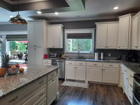 Kitchen - 503 Harding, Mountain View, AR 72560 photo 2 of 7