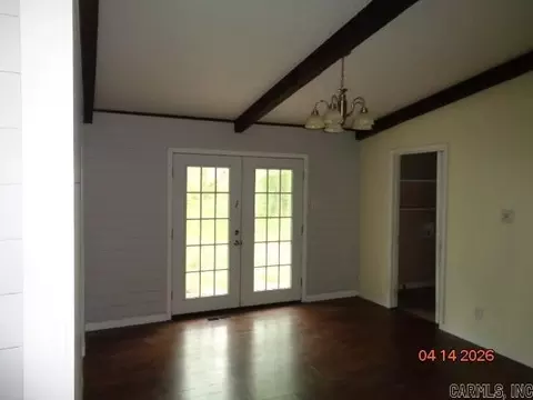 Living - 85 Fraser Dr, Jacksonville, AR 72076 photo 2 of 3