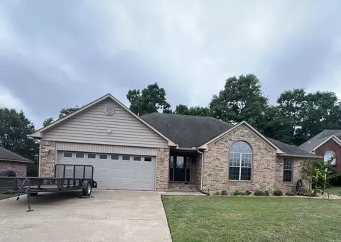 19 Sunbelt Ct, Mayflower, AR 72106