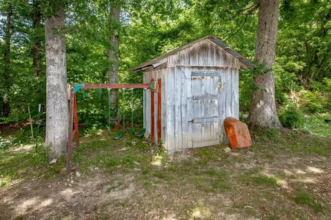 Exterior - 3275 Old Highway 27, Marshall, AR 72650 photo 10 of 13