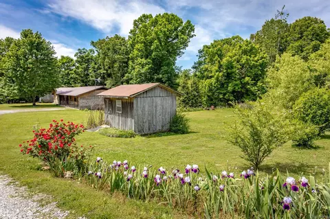 Exterior - 3275 Old Highway 27, Marshall, AR 72650 photo 2 of 13