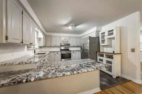 Kitchen - 3275 Old Highway 27, Marshall, AR 72650 photo 1 of 4