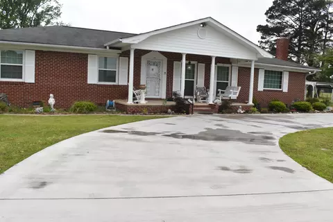 4316 S Glover Dr, Pine Bluff, AR 71601