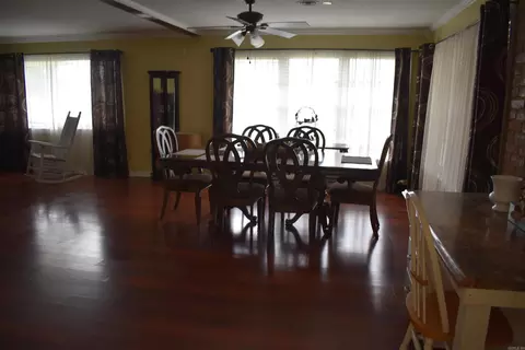 Dining - 4316 S Glover Dr, Pine Bluff, AR 71601 photo 2 of 2