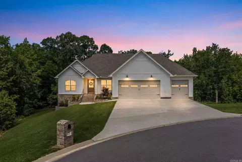 672 Feldspar Dr, Sherwood, AR 72120