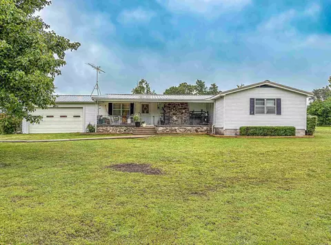 1095 Hwy 235, Yellville, AR 72687