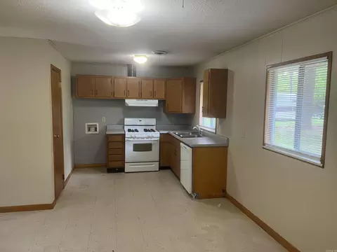 Kitchen - 2210 Broadview Ave, Conway, AR 72034 photo 1 of 1