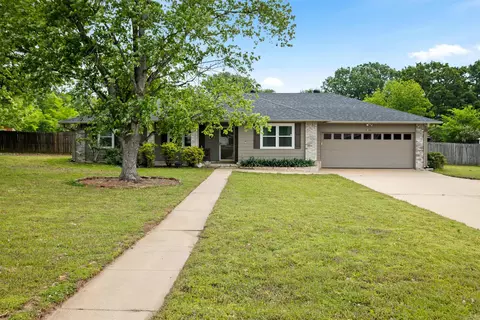 5700 Southview Dr, Jonesboro, AR 72404