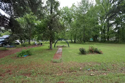 1203 Hampton St, Warren, AR 71671