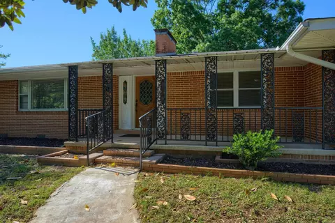 208 Indian Hills St, Hot Springs, AR 71913