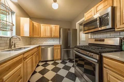 Kitchen - 1114 Davis St, Conway, AR 72034 photo 1 of 3