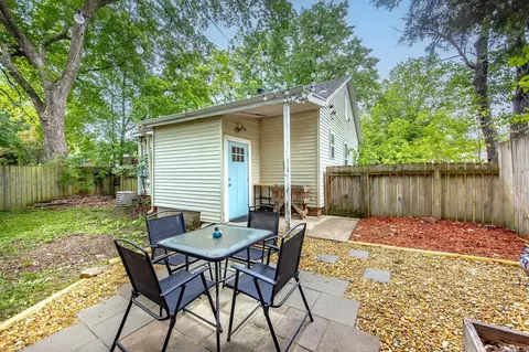Exterior - 1114 Davis St, Conway, AR 72034 photo 6 of 9