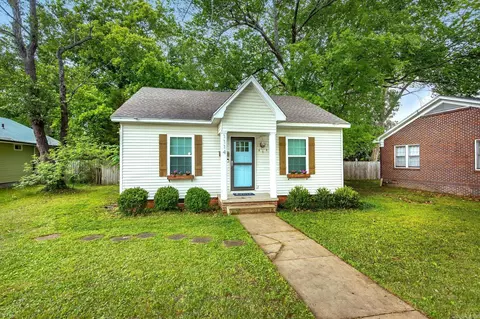 1114 Davis St, Conway, AR 72034