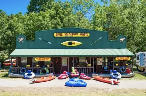 420 Highway 63, Hardy, AR 72542