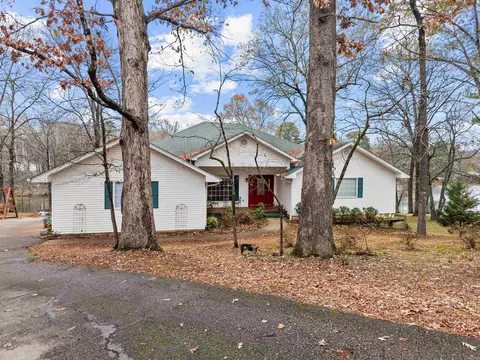 3322 Quail Ln, Benton, AR 72019