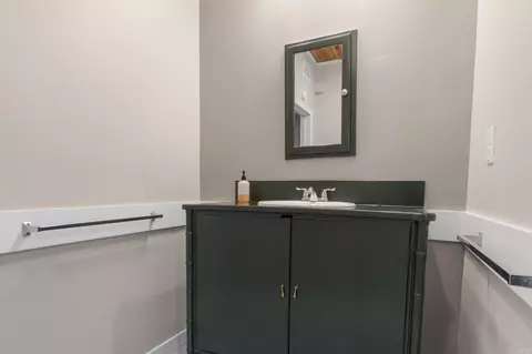 Bath - 513 Joseph Dr, Alexander, AR 72002 photo 3 of 4