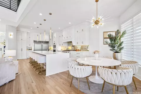 Dining - 6560 Westminster, Benton, AR 72019 photo 1 of 2