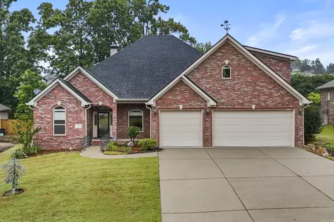 118 Lake Valley Dr, Maumelle, AR 72113