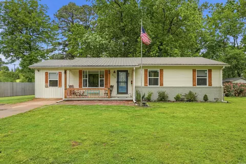 210 Williams Ave, Searcy, AR 72143