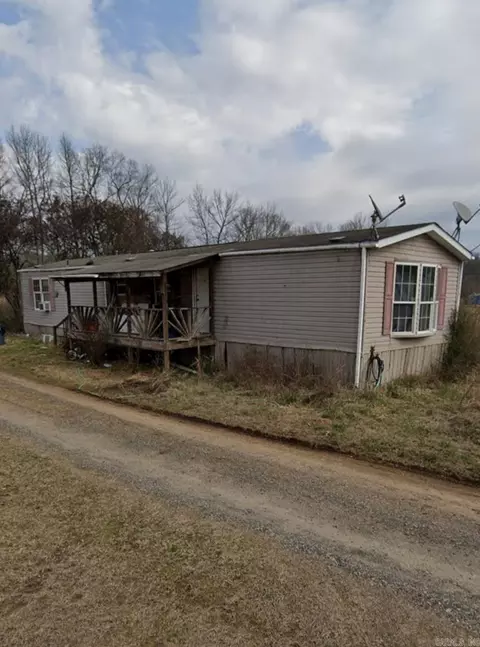 131 Winn Dr, Lonoke, AR 72086